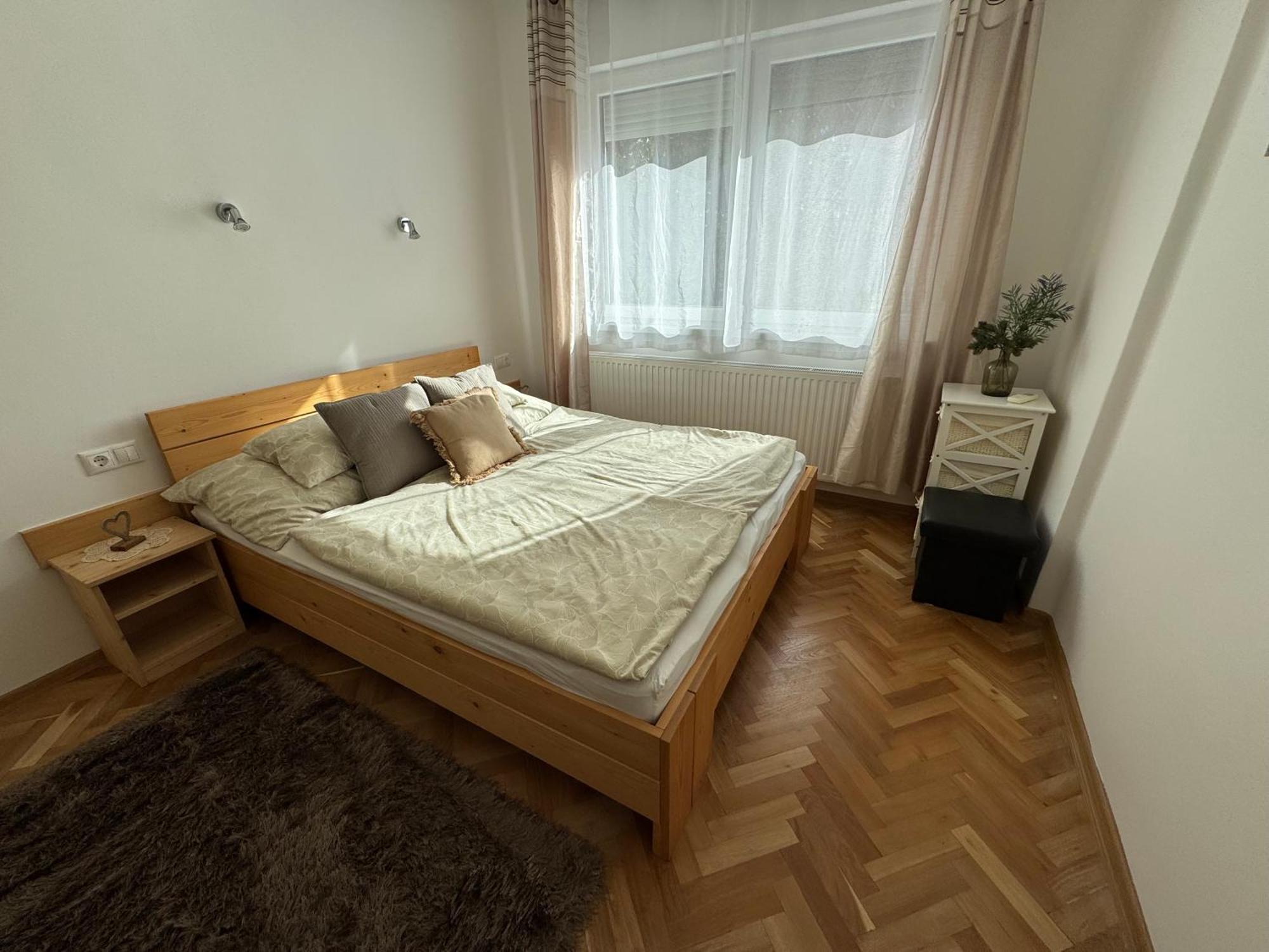 Liliana és Csónakház Appartement *